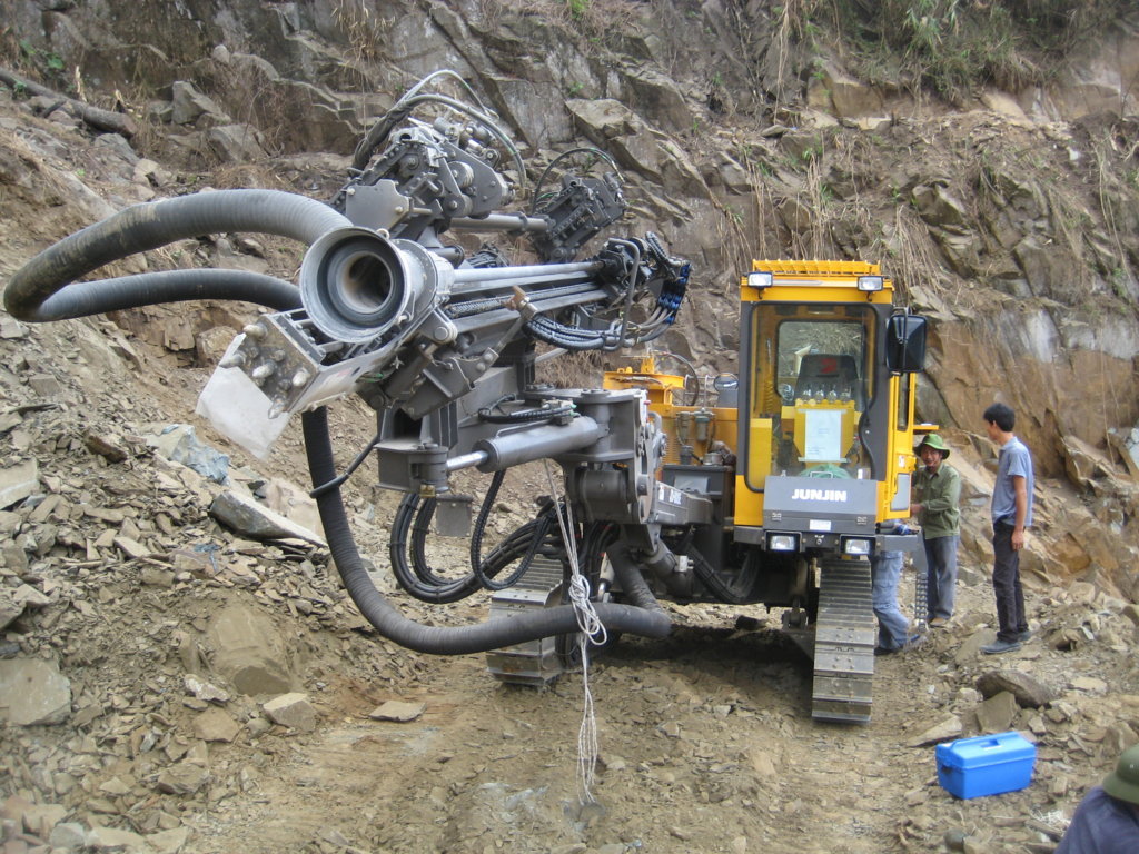 Năm 2014, Nhập khẩu máy xây dựng tăng mạnh